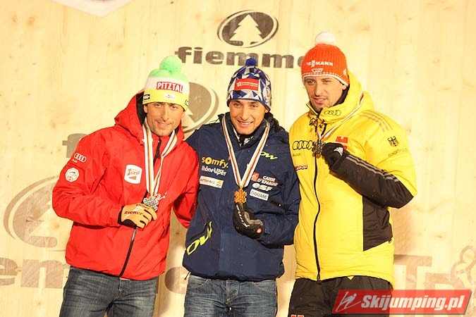009 Podium kombinacji norweskiej